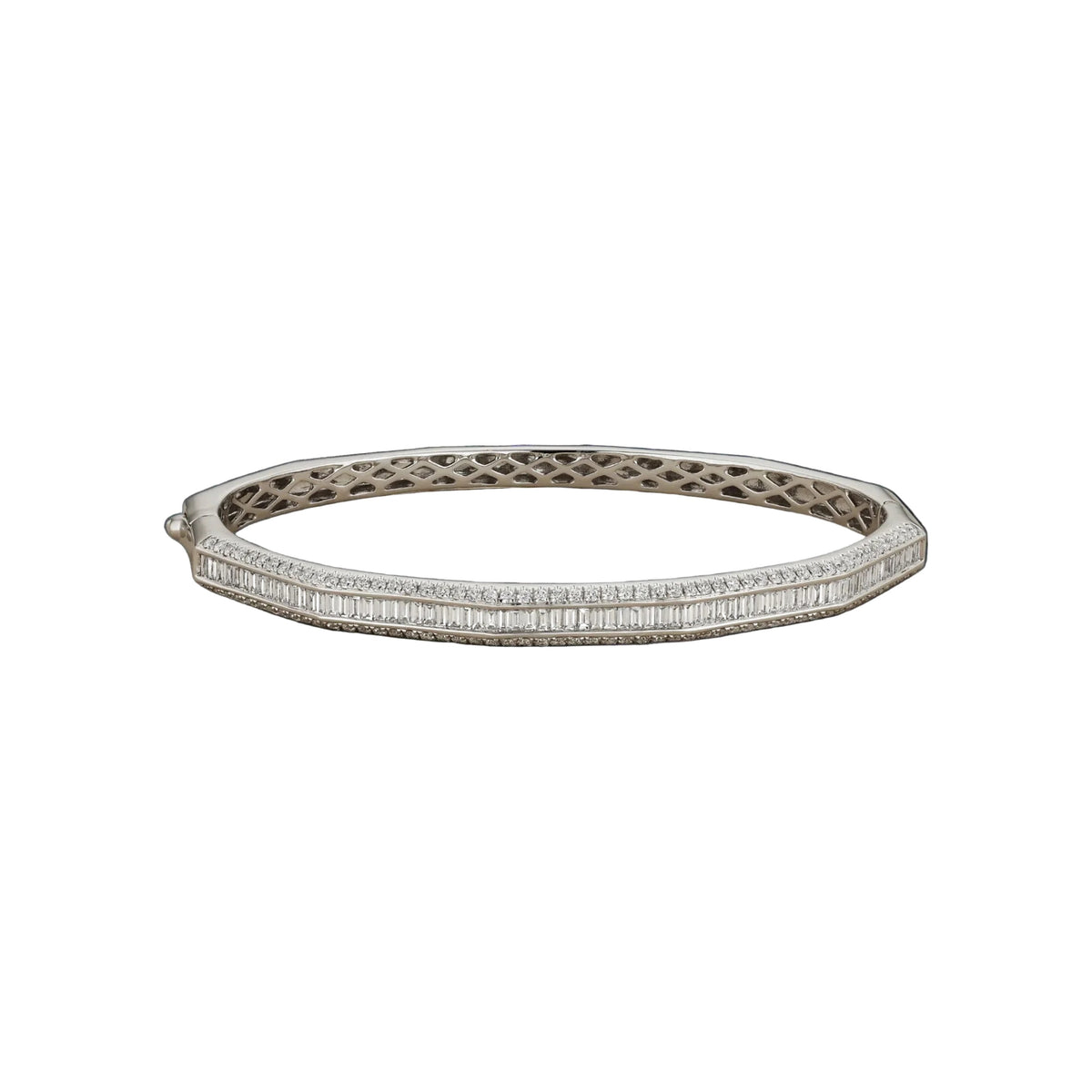 Baguette and pavé diamond bangle in 18k white gold