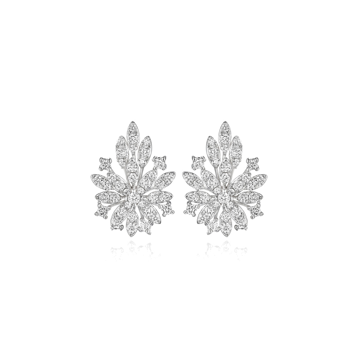 Bouquet diamond earrings in 18k white gold