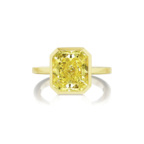Custom Yellow Diamond 18 carat Yellow Gold Ring
